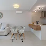 Oasis Xii